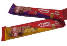 ממולדה בטעם פטל ו-ממולדה בטעם אננס של עלית | צילום: ליאור באייר